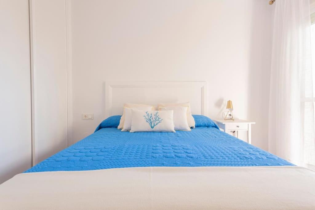 Faro Puerto Estepona Ngoại thất bức ảnh