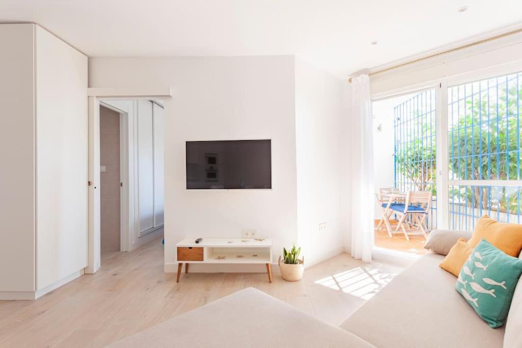 Faro Puerto Estepona Ngoại thất bức ảnh