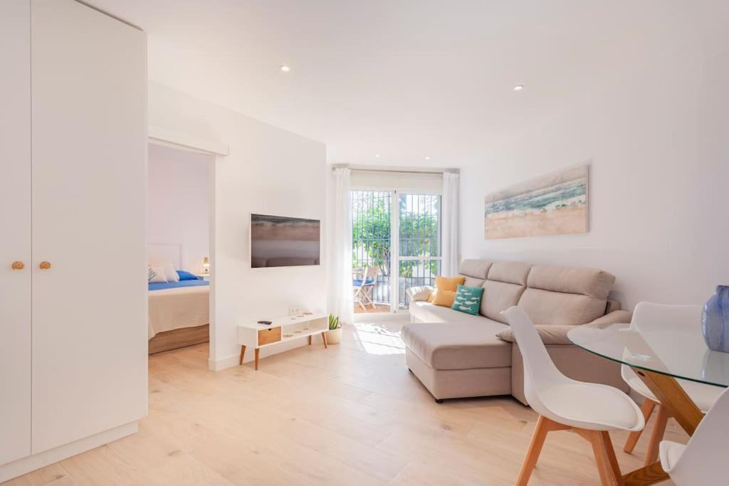 Faro Puerto Estepona Ngoại thất bức ảnh