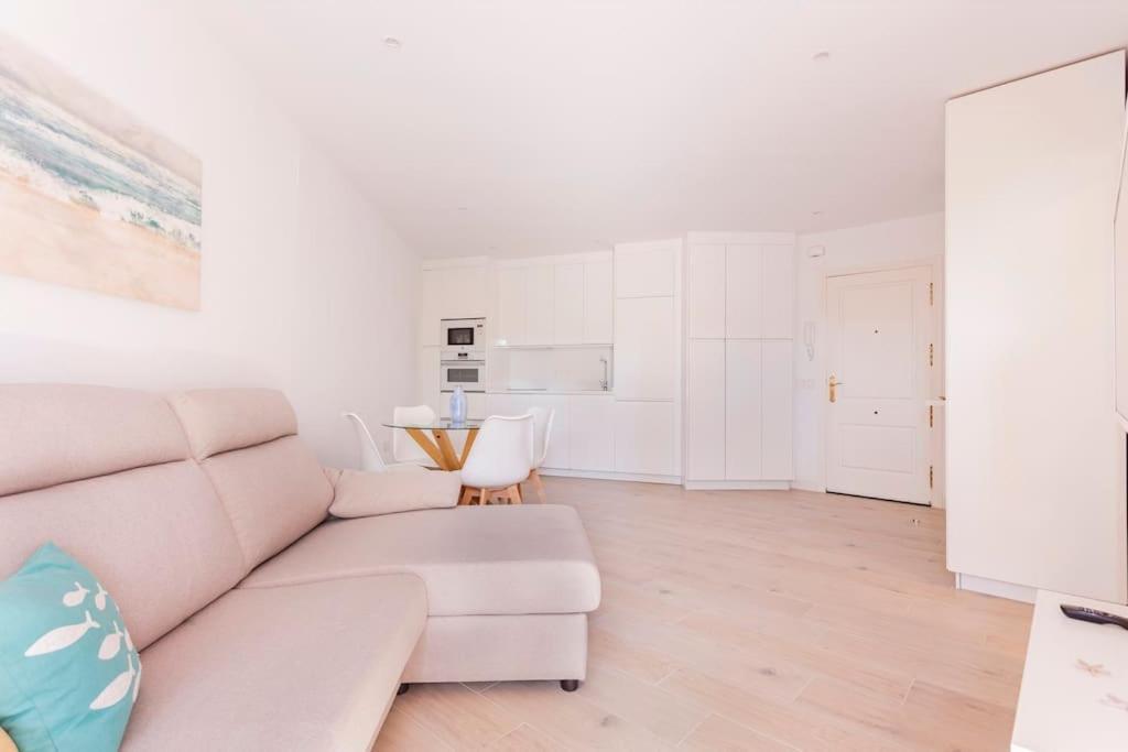 Faro Puerto Estepona Ngoại thất bức ảnh